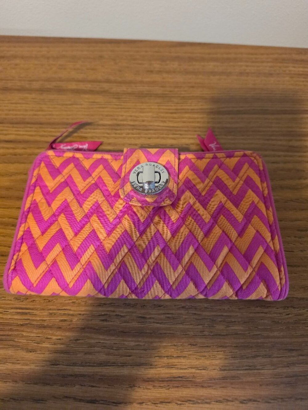 Vera Bradley Ziggy Zags Turnlock Wallet Pink Orange Chevron Quilted